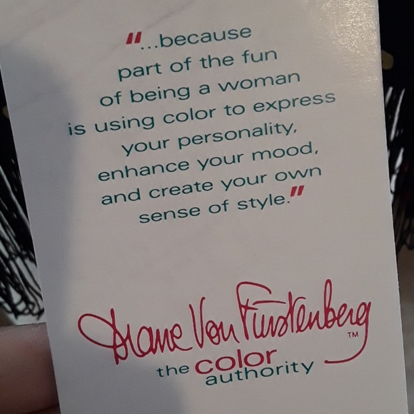 Vintage Diane Von Furstenburg DVF scarf NWT - Picture 4 of 8